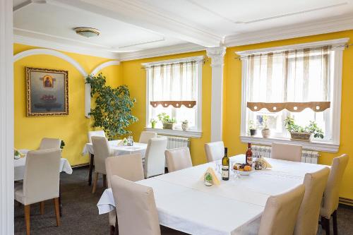 Étterem, Hotel Dominus in Bijelo Polje