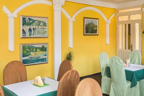 Étterem, Hotel Dominus in Bijelo Polje