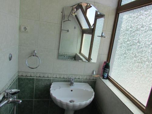 Hotel Germenji - image 2