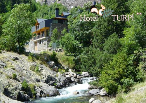 HOTEL TURPÍ - Hotel - Benasque