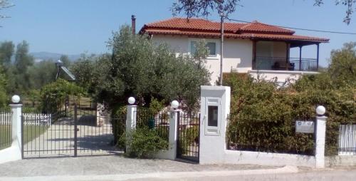  Serene Villa Mystras - a homey retreat in Mystras in Mystras