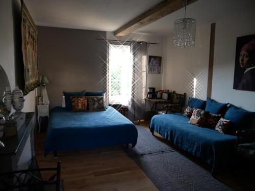Chateau de Sainte Colombe Sur Gand