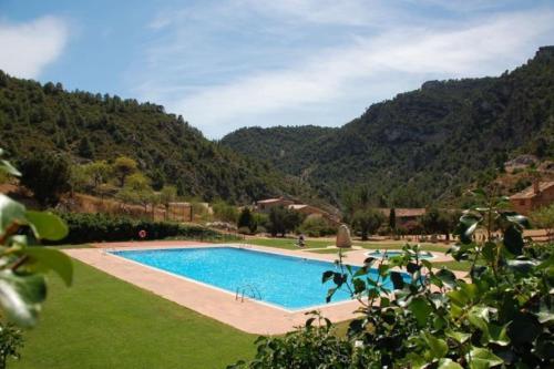  Can Miqueló - casa rural 16 hòstes in Prat de Compte