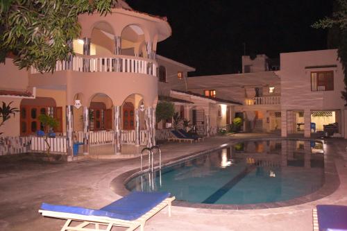 Swahili Social House 2