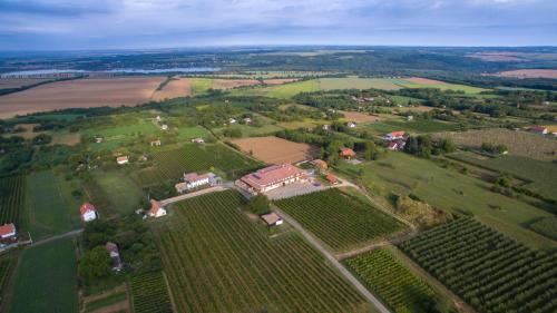  Ebner Pince - Panzió in Turbékpuszta