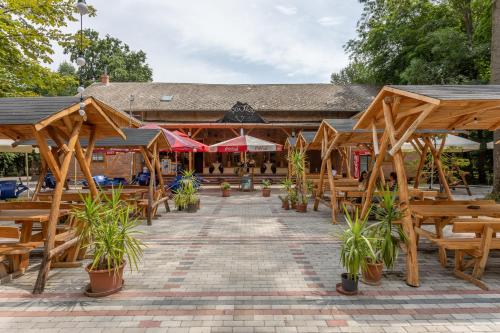 Pavilon Panzió Étterem és Pizzéria