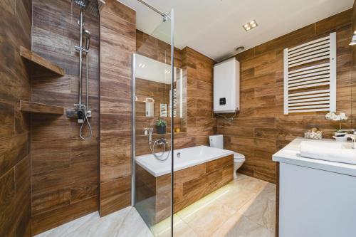Deluxe Apartments Kraków Brzozowa by Noclegi Renters, Cracovie (photo 9)