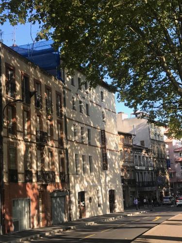 Hotel de Bordeaux - image 2