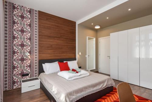 Tradition and Modernity combined in a Three Bedroom Two Bathroom Lux Suite