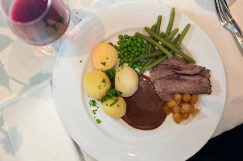 Dolphin Hotel Herning - image 5