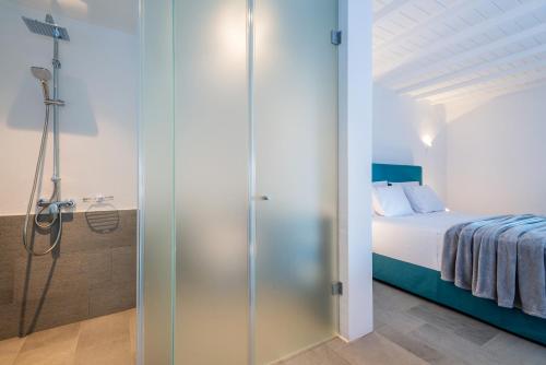 Dreambox Mykonos Suites - image 4