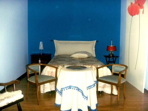 1 queen bed