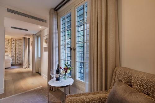 room detail thumbnail 0