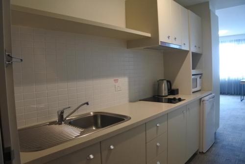 廚房, 庫姆巴納灣班伯里酒店 (Bunbury Hotel Koombana Bay) in 班伯裏