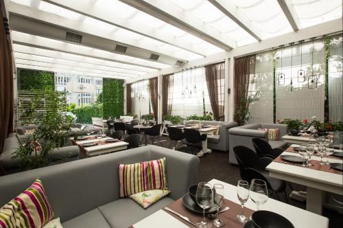 Flowers Hotel - 레스토랑