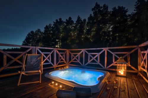 3 bedrooms, 5 beds