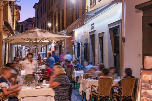 OurMadeira - Taberna Apartments, old town