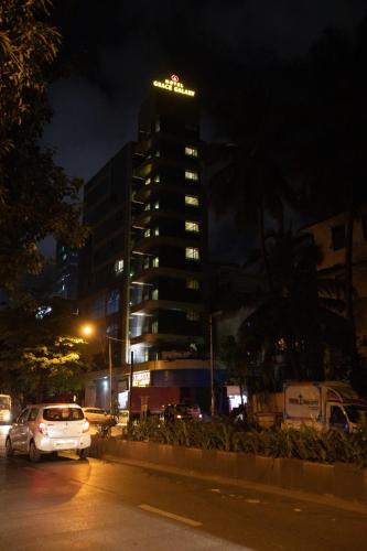 Exterior view, Hotel Grace Galaxy in Bandra