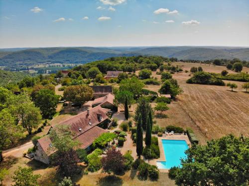La Petite Grange in Saint-Martin-Labouval ciems