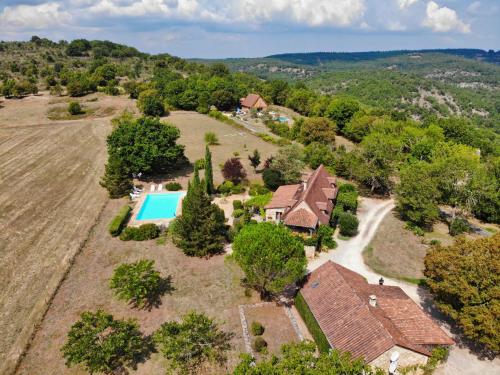 La Petite Grange in Saint-Martin-Labouval ciems