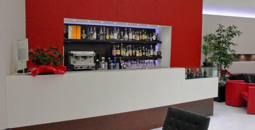 Ibis Styles Milano Centro - image 4