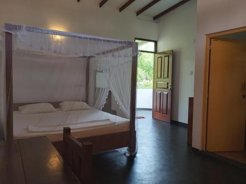 Sunstyle Mirissa Guest House - image 5