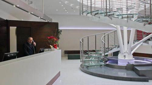 Ibis Styles Milano Centro - image 14