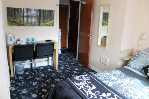 Peakdale Lodge