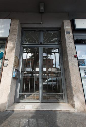 Flat inTown Stazione Trastevere, Rome (photo 3)