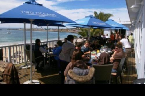 Blue Water Bay Holiday House