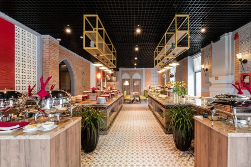 Restaurant, My Son Heritage Resort And Spa in Dien Duong