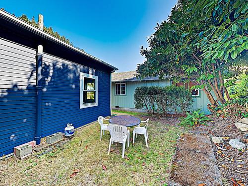 New Listing! Coastal Craftsman Home With Bay Views Home - main image