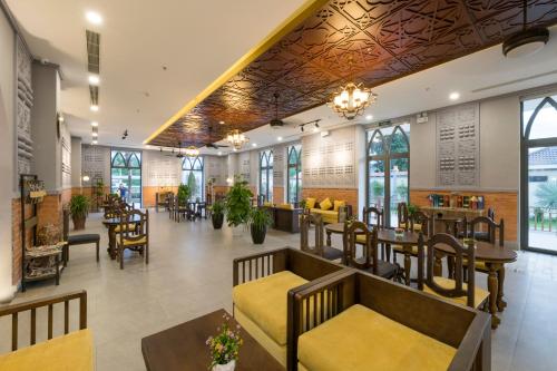 Bar/lounge, My Son Heritage Resort And Spa in Dien Duong