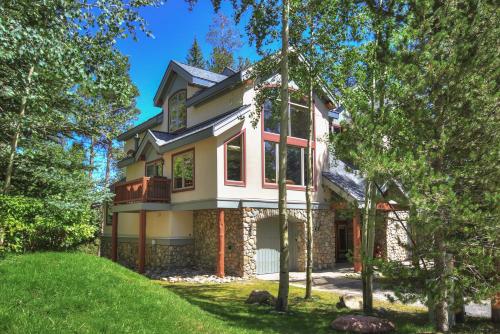 Tall Pines Lodge Townhouse - image 8