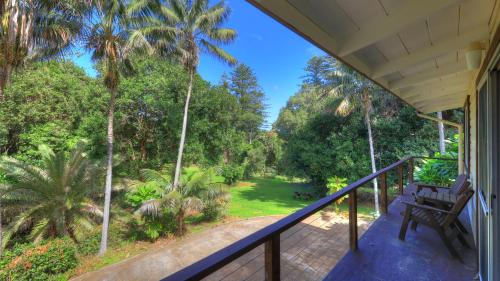 ระเบียง/ชานเรือน, Hideaway Retreat in เกาะนอร์โฟล์ค