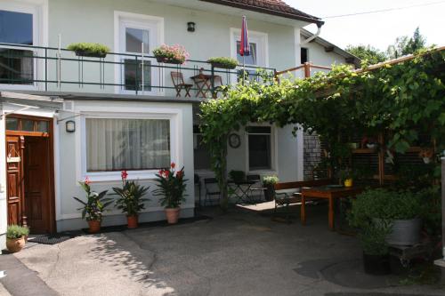 Pension Pock in 蒂真