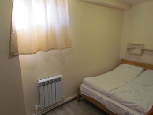 1 queen bed