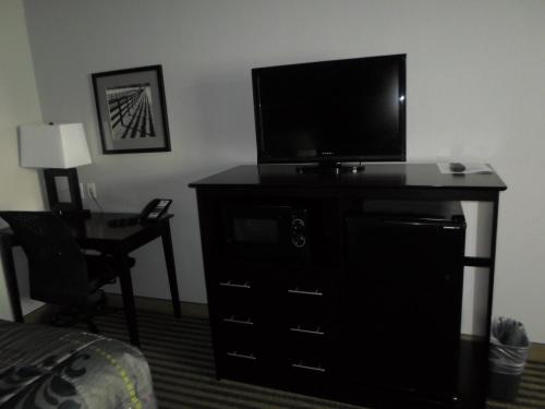 Studio 6-Beeville TX - image 5