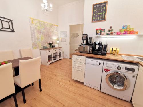 KVH by ROCKCHAIR Apartments l SUPERHOST Status l Boxspringbett am Schloss Charlottenburg welcomes you!, Berlin (photo 10)