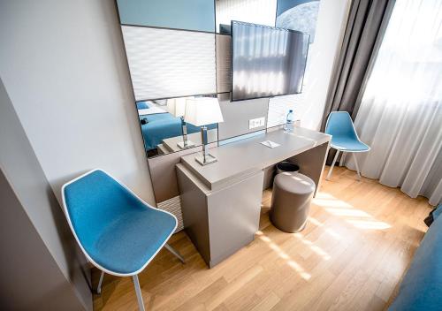 Discovery Hotel