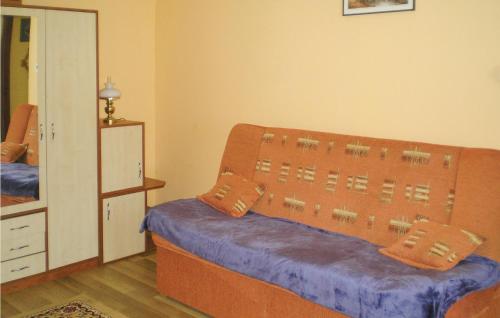  Beautiful apartment in Balatonfüzfö w/ Indoor swimming pool, WiFi and 1 Bedrooms in Balatonfůzfő