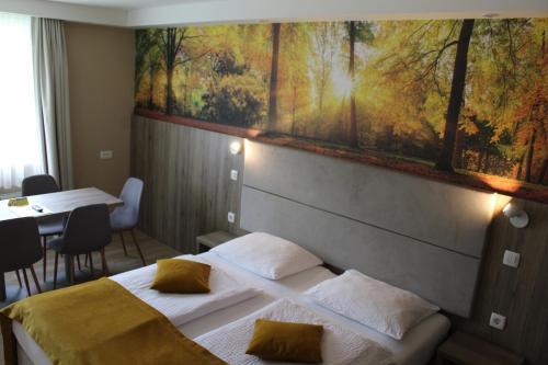 4 twin beds