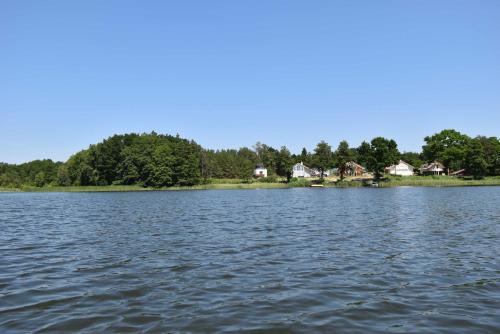 Luxus-See-Domizil mit Sauna, Kamin und Boot-130 qm für 6 Personen