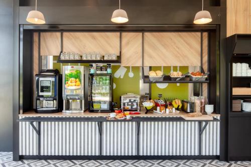 B&B HOTEL Igny Palaiseau - 식음료(F&B)