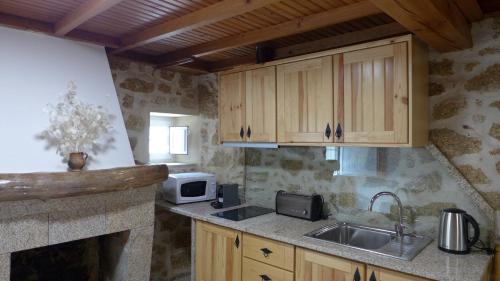 Konyha, Casas da Villa- Monsanto in Monsanto