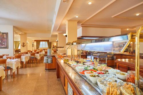Hotel Rocamarina - Adults Only - image 11
