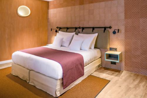 Double Room image 8