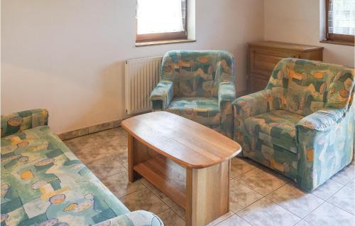  Amazing apartment in Kehidakustány w/ WiFi and 2 Bedrooms in Kehidakustány