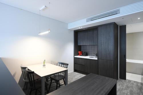 Orakai Daehakro Hotel, BW Signature Collection Room Type - Residence Suite