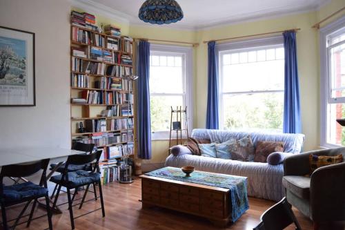 Cosy 1 Bedroom Flat In Quiet Area, Cricklewood, London